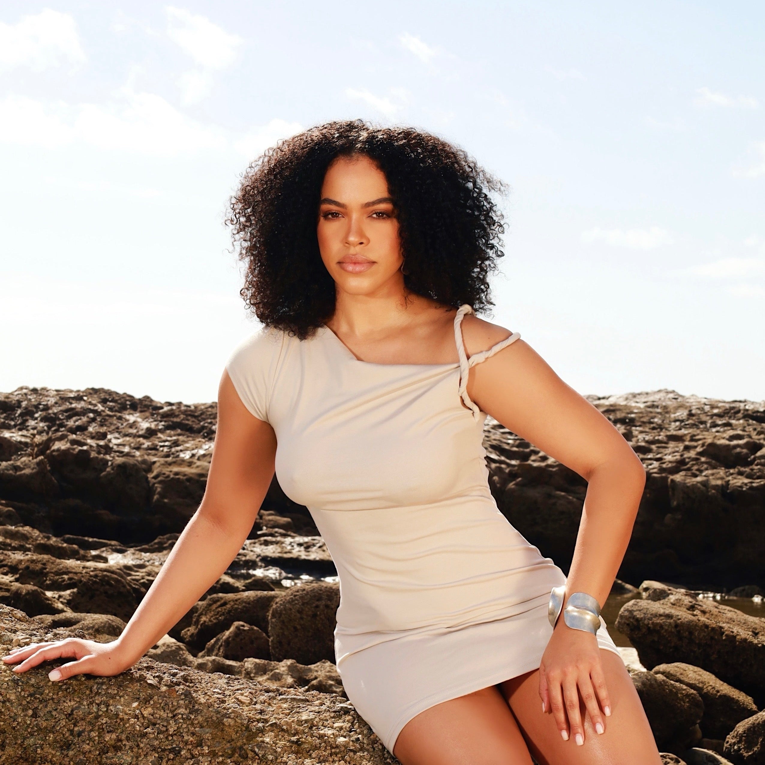 KNIT ASSYMETRICAL MINI DRESS